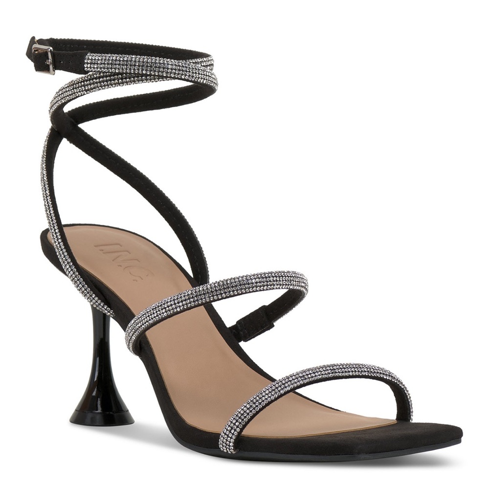 Curvy heels with sparkling rhinestone straps